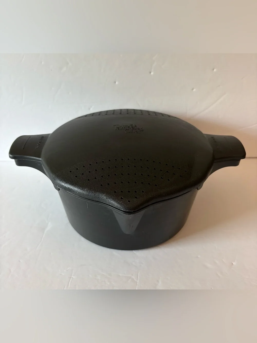 The Pampered Chef Micro Chef Micro Cooker Steamer 2 QT 8 Cups